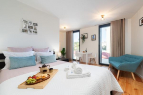 Host Wise - Stylish Studio in Porto Downtown